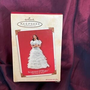 Hallmark Keepsake Scarlett O’Hara in Picnic Dress 2002
